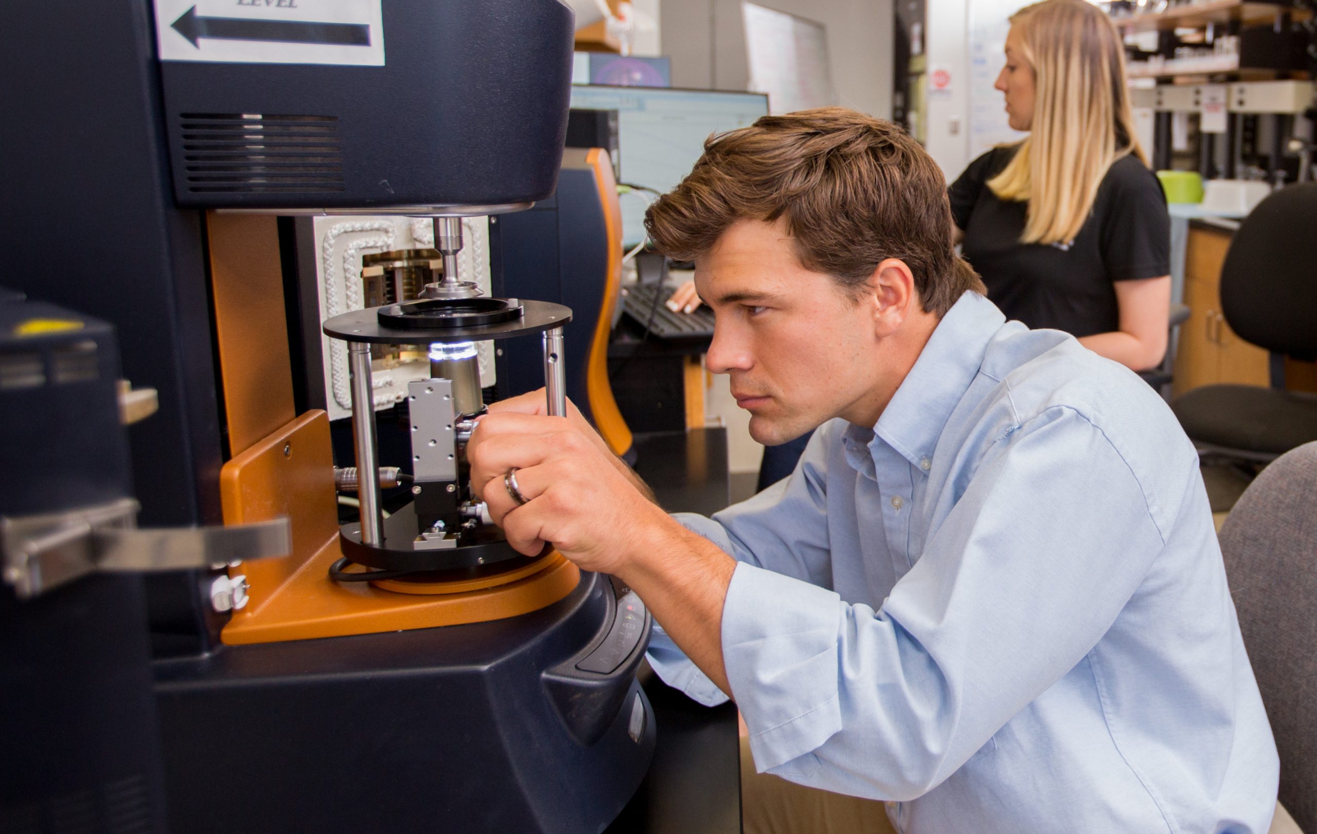 A student working in the bioengineering lab.