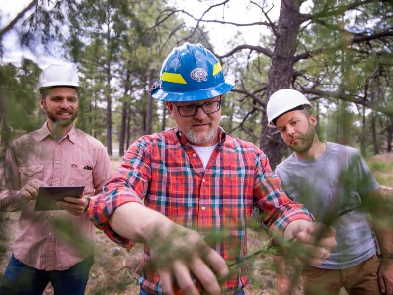 Andrew Sanchez studies Flagstaff trees with students.