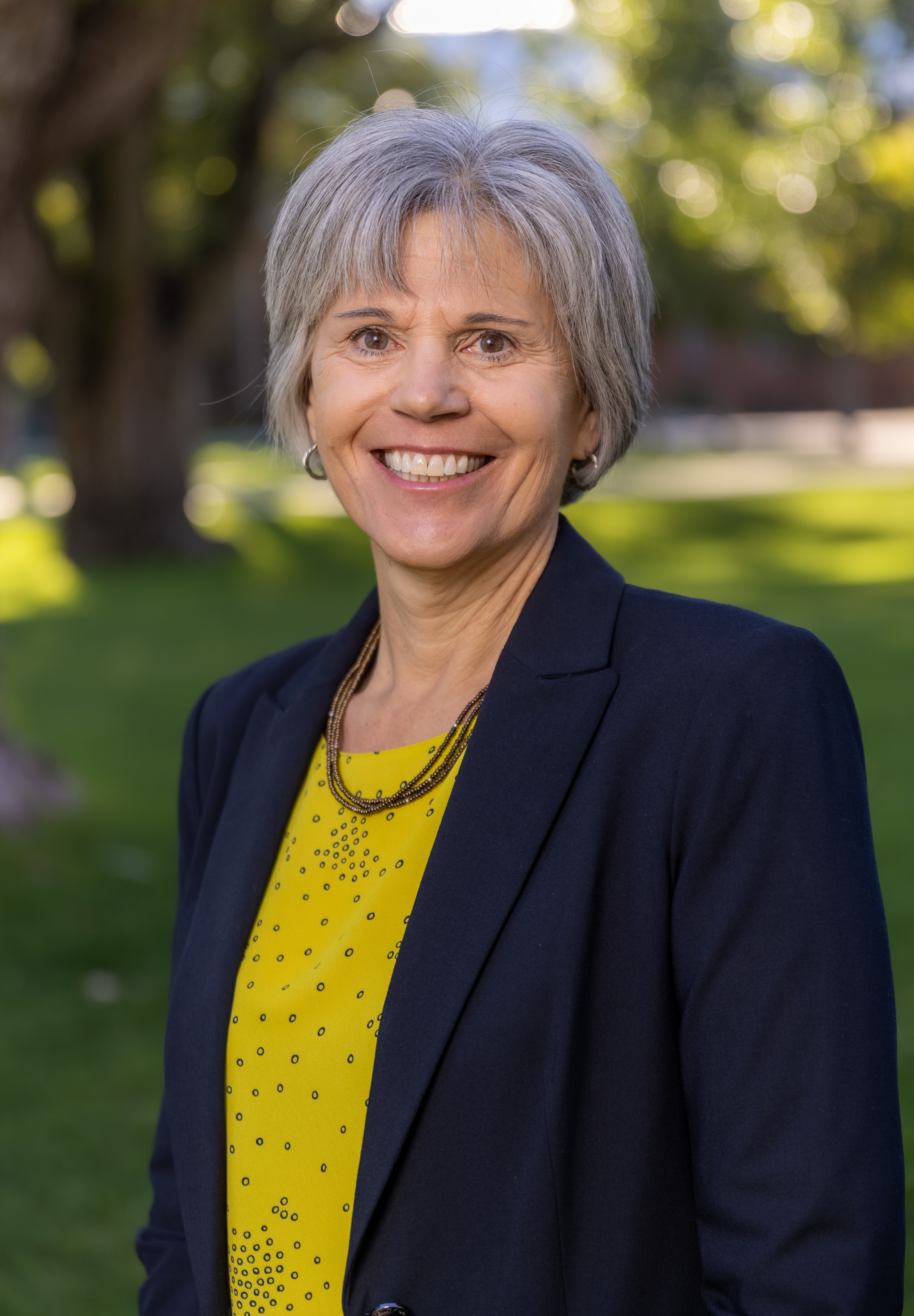 Headshot of Laurie Dickson.
