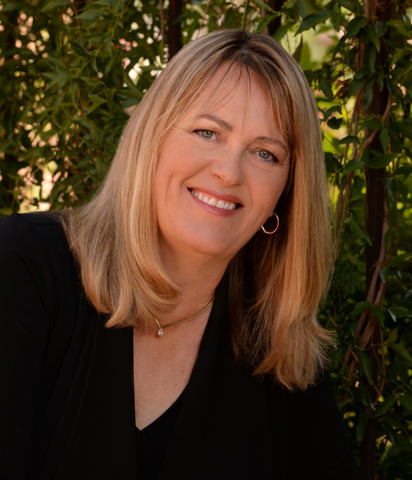 Headshot of Marvol Barnard