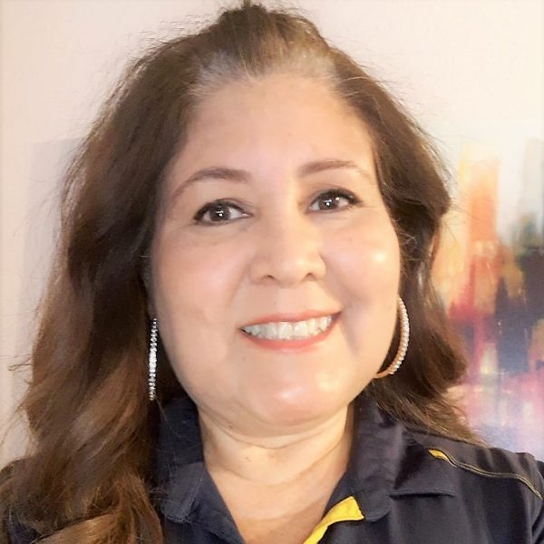 Headshot of Cecilia Torres.