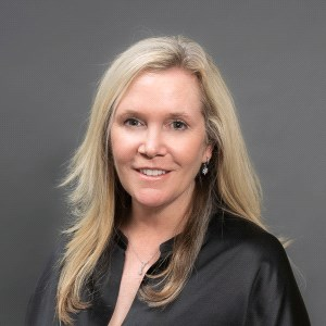 Amy Armstrong Headshot.
