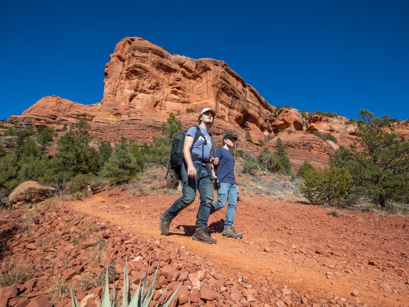 Outdoor hike in Sedona where two students are walking through a hiking trail.