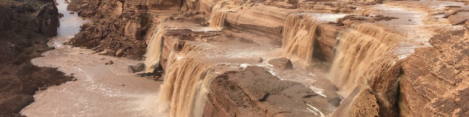 nau ses students study waterfalls and rock canyons