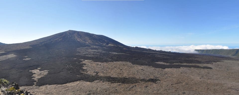 nau students study volcanoes in SES programs
