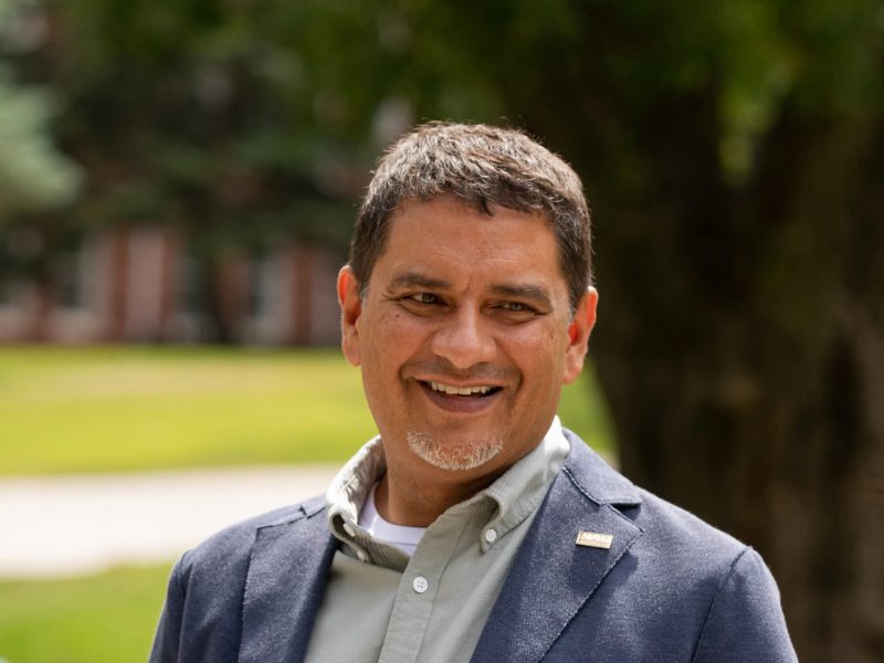 Dr. Jose Luis Cruz.