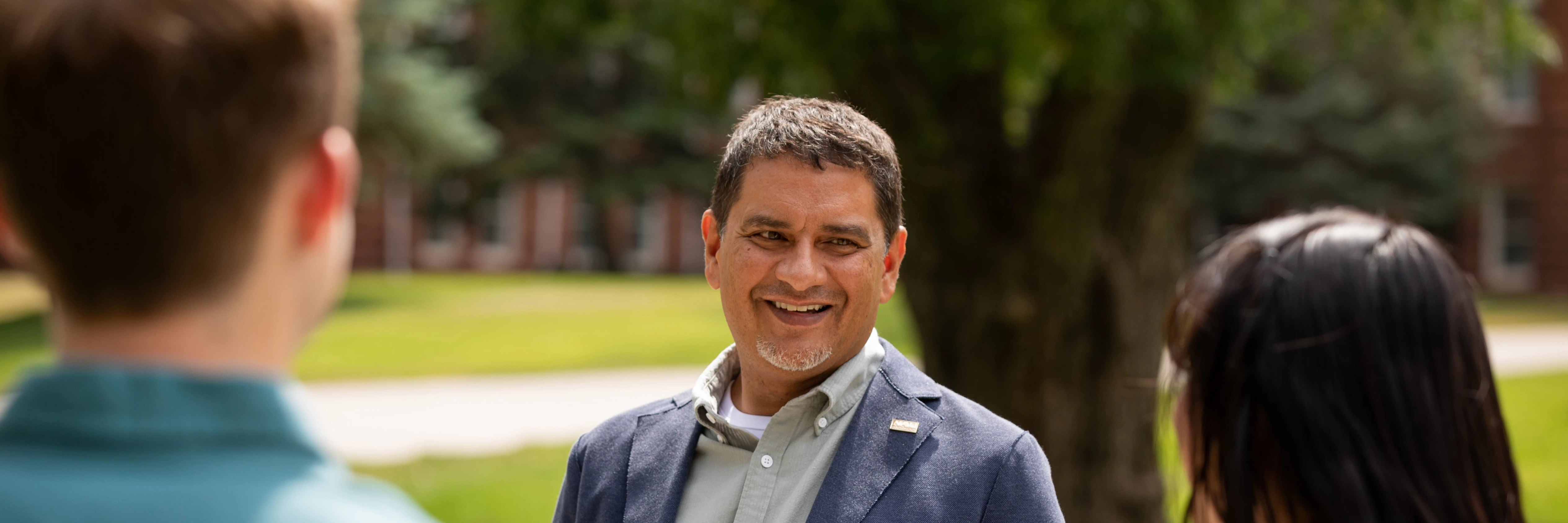 Dr. Jose Luis Cruz.